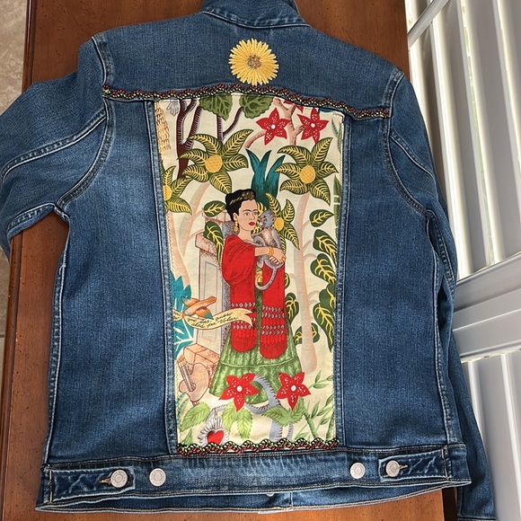 Frida Kahlo Theme GAP Jeans Jacket (Size S) - Picture 4 of 6